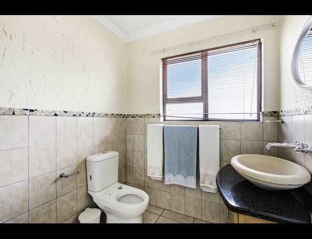 2 BEDROOM APARTMENT FOR SALE IN CRAIGAVON
